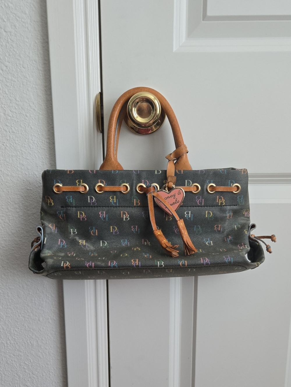 Vintage authentic dooney and bourke bag - Picture 1 of 8